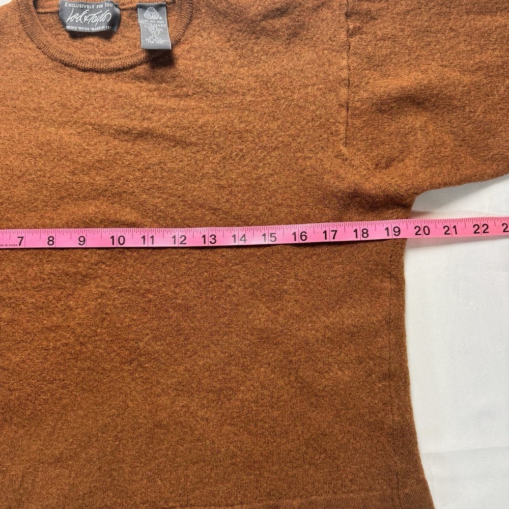 Lord & Taylor 100% Merino Wool Sweater Made in Italy See Measurements - Picture 5 of 6
